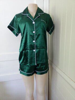 Ladies satin pajama set
